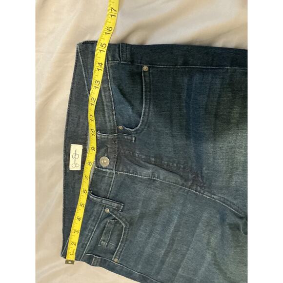 Jessica Simpson Shortened Jeans Size 4/27 Altered Boot Cut Dark Stone Denim - Picture 4 of 6